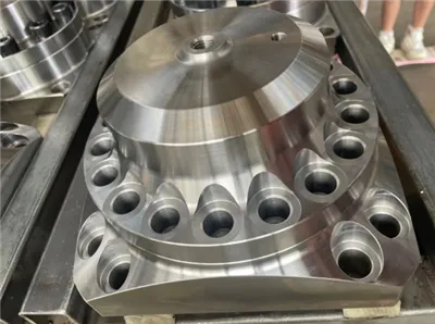 Maanshan DongQiang Machinery Manufacturing visokokvalitetni rezervni dijelovi akumulatora hidrauličnog čekića za HB20G SB81 SB100 SB121 SB131 SB151